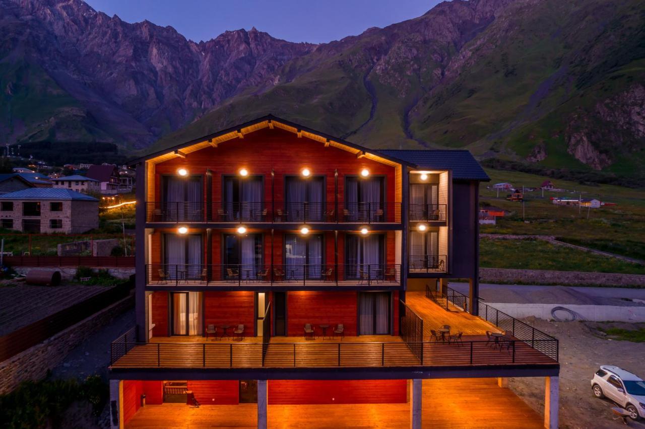 Hotel Darchi Kazbegi Экстерьер фото