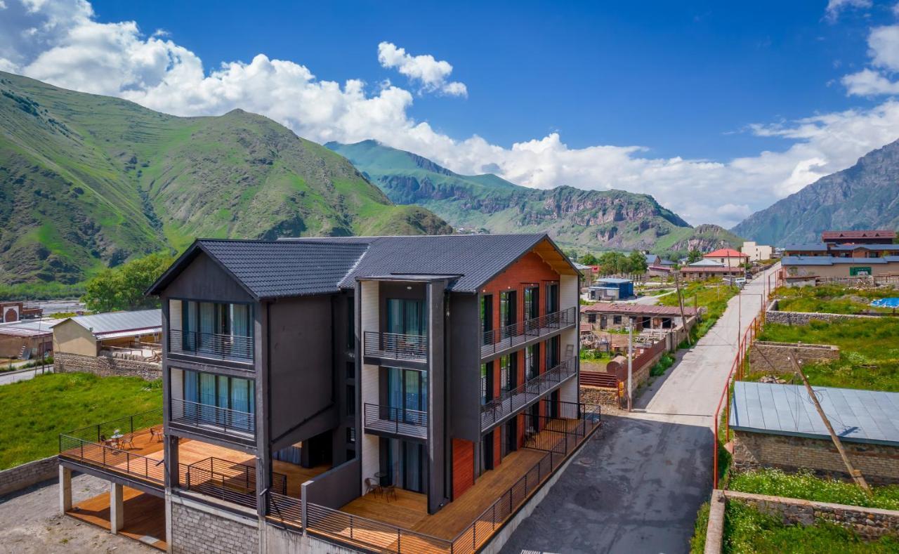 Hotel Darchi Kazbegi Экстерьер фото