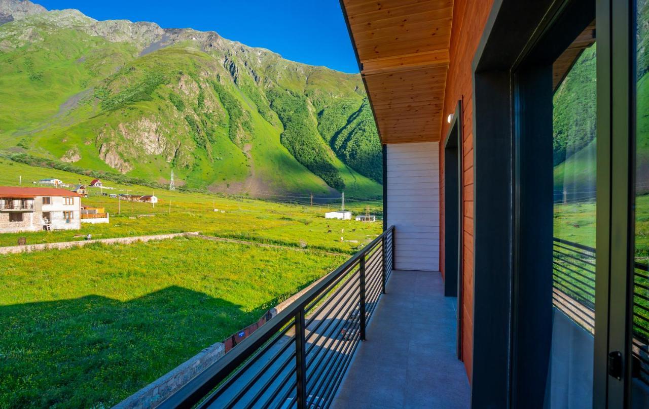 Hotel Darchi Kazbegi Экстерьер фото