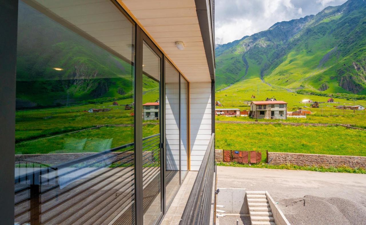Hotel Darchi Kazbegi Экстерьер фото